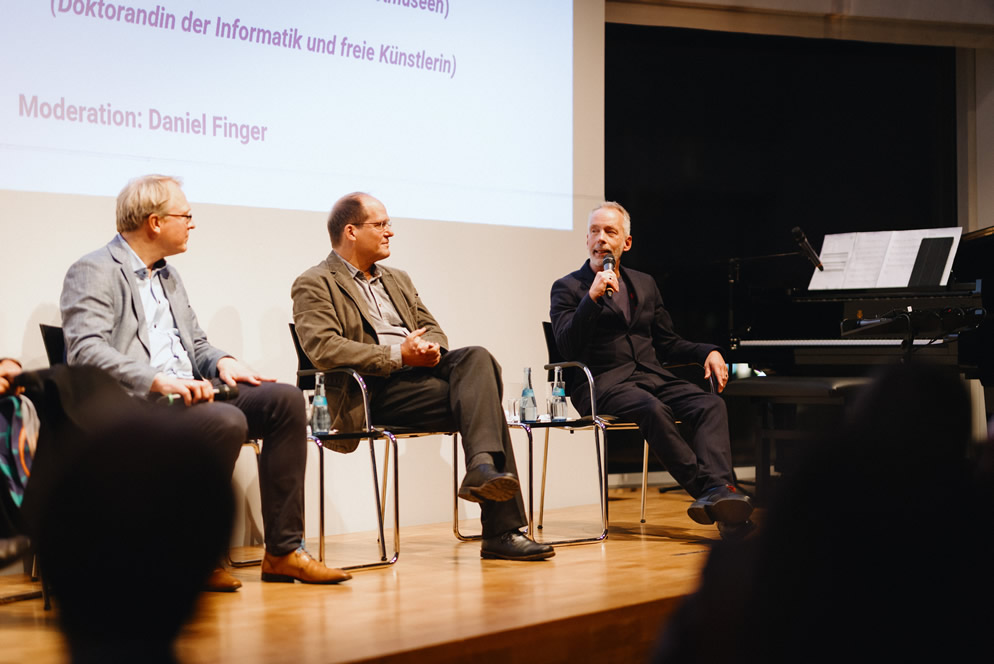 Götz Friedewald - Podiumsdiskussion: Quanten und Kunst